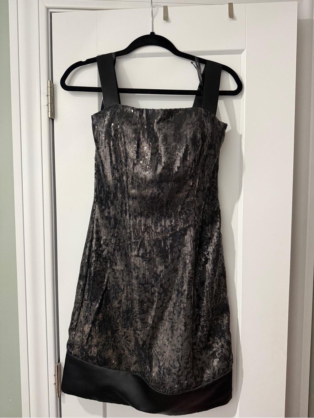 Y2K VINTAGE GLAM! Jovani Black Metallic Mini Dress with Wide Straps